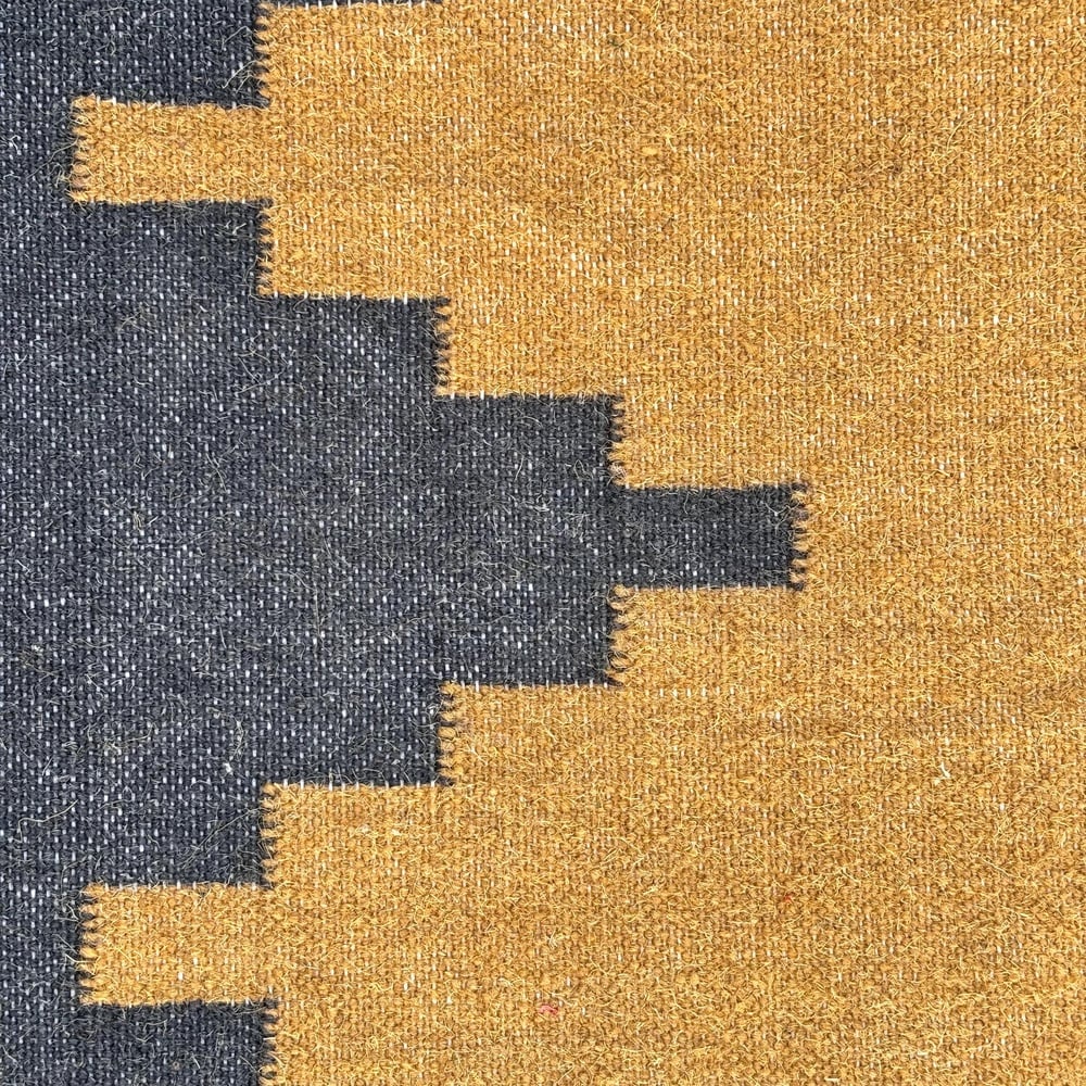 Handmade Multicolor Wool Vintage Dhurrie For Home